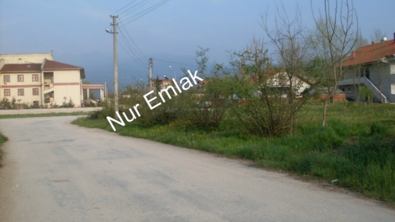 Adliye binası yakınında satılık arsa Akyazı Nur Emlak